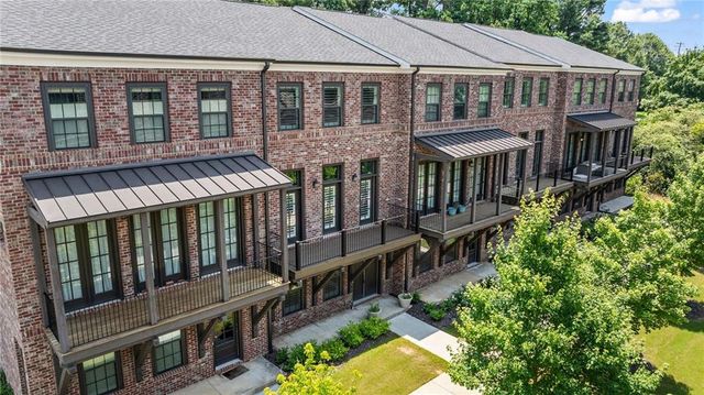 775 Hadley Lane NE, Marietta, GA 30068