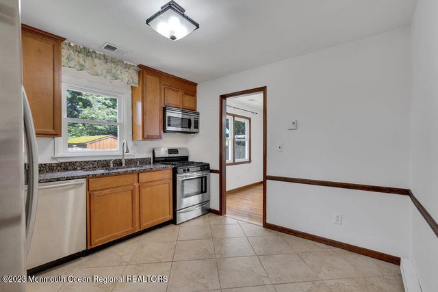 802 Laura Herbert Drive, Point Pleasant, NJ 08742