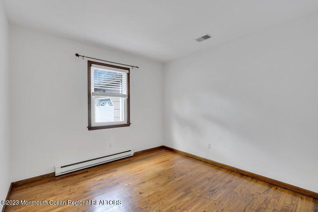 802 Laura Herbert Drive, Point Pleasant, NJ 08742