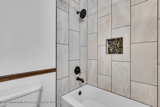 802 Laura Herbert Drive, Point Pleasant, NJ 08742