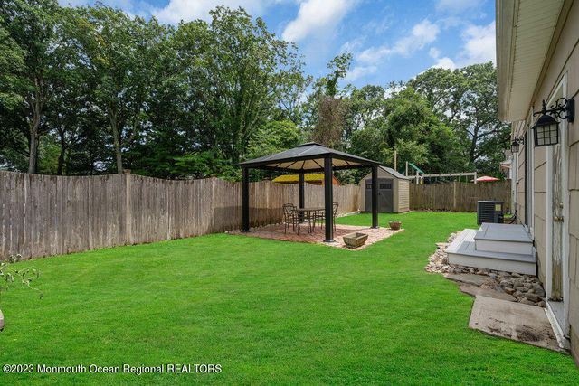 802 Laura Herbert Drive, Point Pleasant, NJ 08742