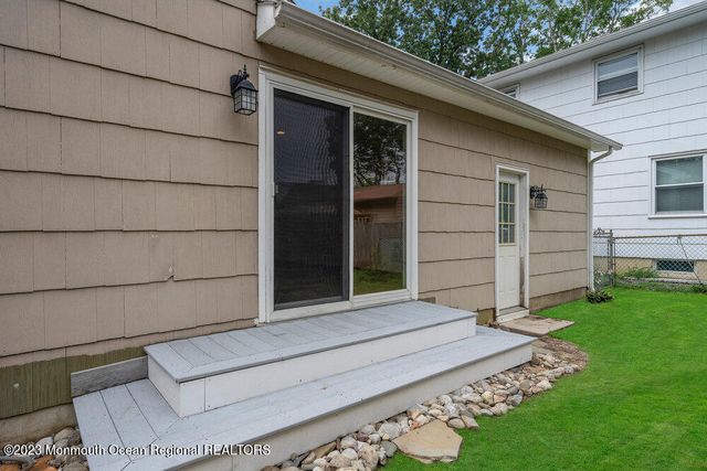 802 Laura Herbert Drive, Point Pleasant, NJ 08742