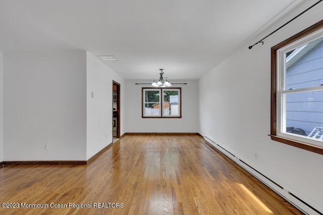 802 Laura Herbert Drive, Point Pleasant, NJ 08742