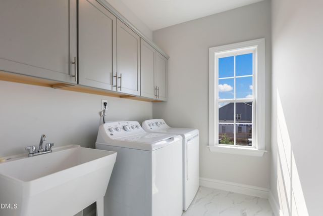 201 Meadow Violet Way, Holly Springs, NC 27540