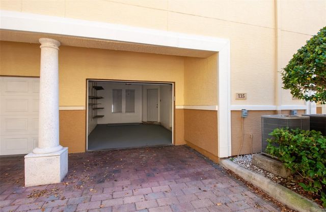 135 GRAND BEACH PLACE, Tampa, FL 33609