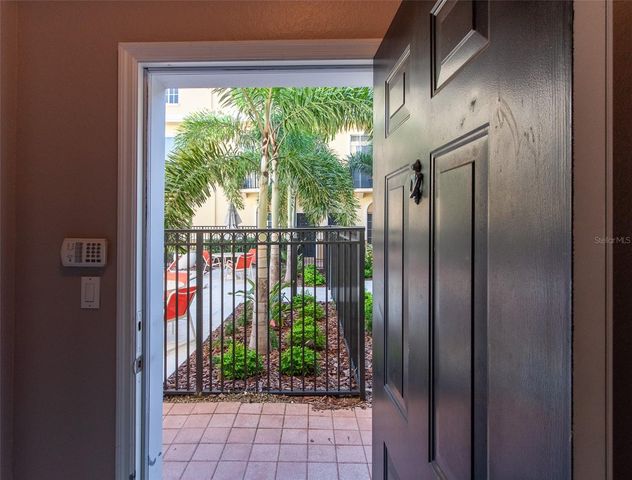 135 GRAND BEACH PLACE, Tampa, FL 33609