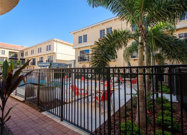 135 GRAND BEACH PLACE, Tampa, FL 33609
