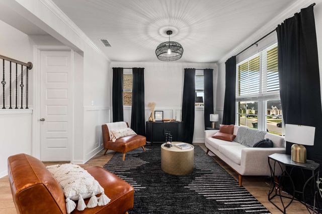 807 Cawthorn Ln, Mount Juliet, TN 37122