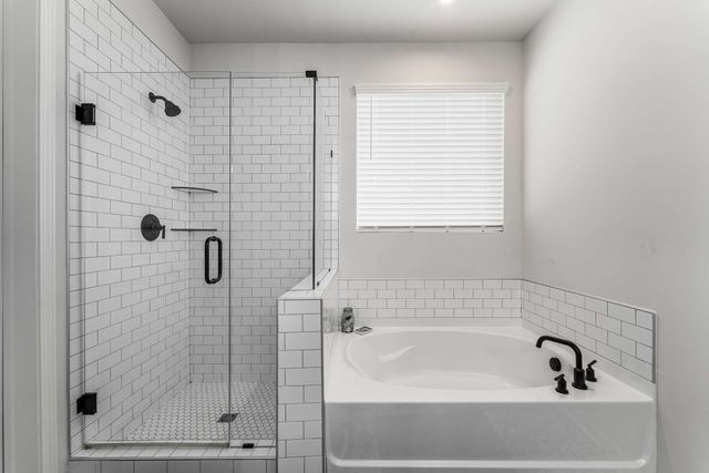 807 Cawthorn Ln, Mount Juliet, TN 37122