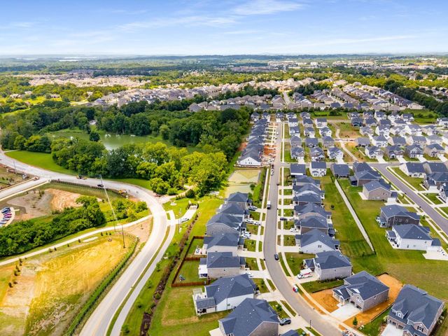 807 Cawthorn Ln, Mount Juliet, TN 37122