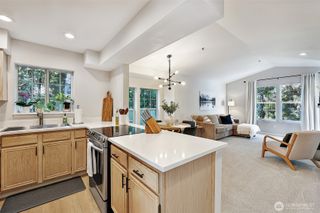 2600 SE 118th Avenue #4-301, Bellevue, WA 98005