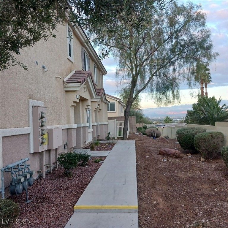 Image 5 of property listing at 2087 Arivada Ferry Court 101, Las Vegas, NV 89156