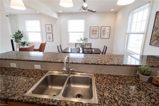 429 York St Apt 4B, Norfolk, VA 23510