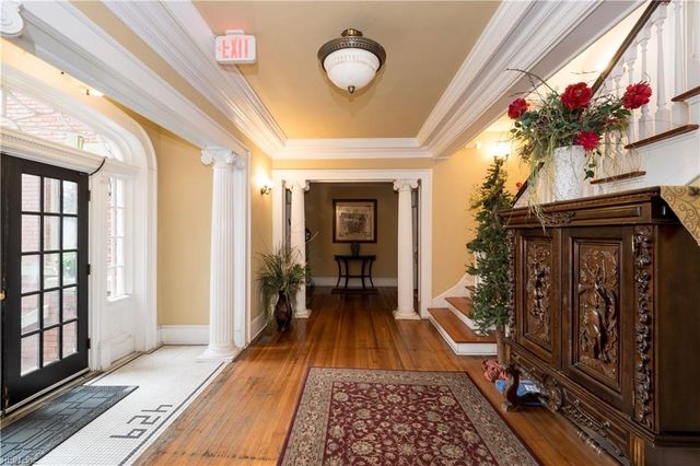 429 York St Apt 4B, Norfolk, VA 23510