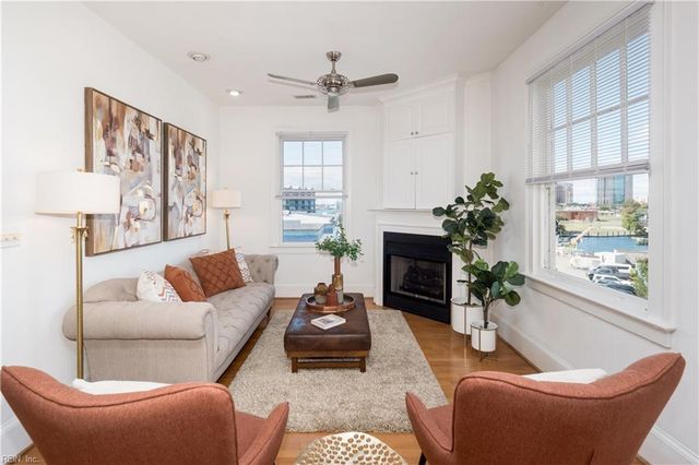 429 York St Apt 4B, Norfolk, VA 23510