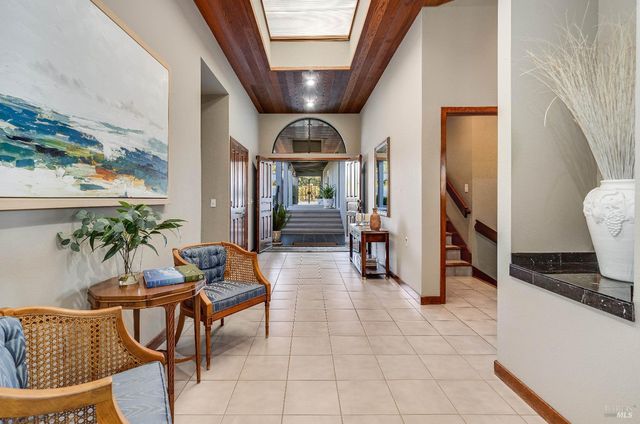 1095 Hardman Ave, Napa, CA 94558