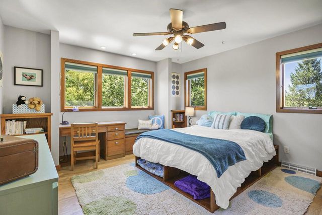 3081 Edenberry Street, Fitchburg, WI 53711
