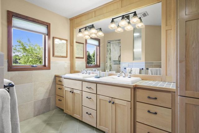 3081 Edenberry Street, Fitchburg, WI 53711