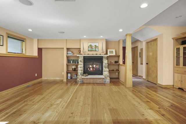 3081 Edenberry Street, Fitchburg, WI 53711
