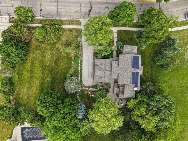 3081 Edenberry Street, Fitchburg, WI 53711