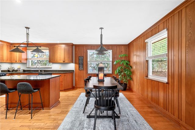 1211 Trent Dr, Unity Twp, PA 15650