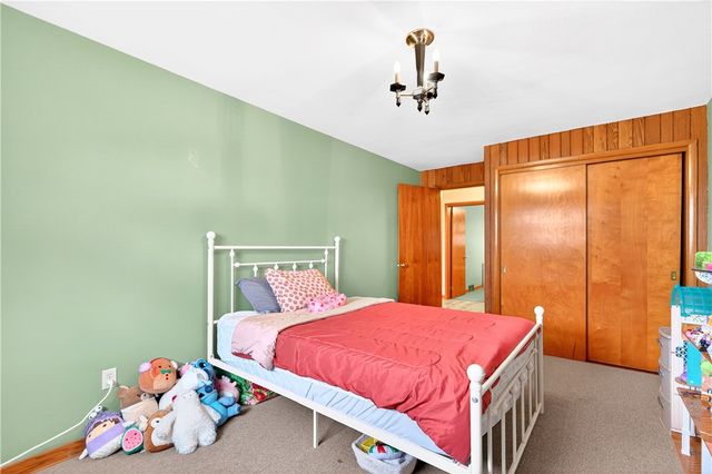 1211 Trent Dr, Unity Twp, PA 15650