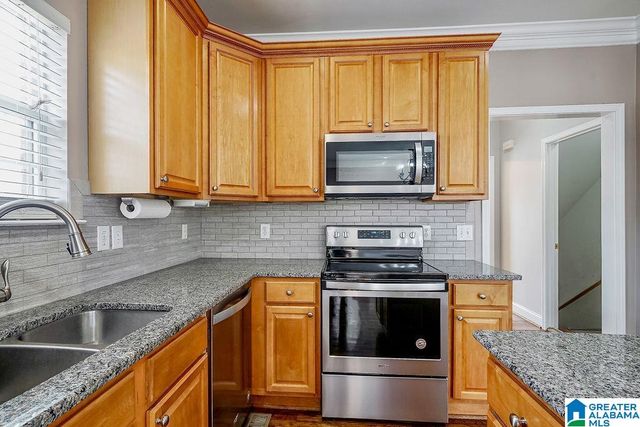 2111 N GRANDE VIEW LANE, Alabaster, AL 35114