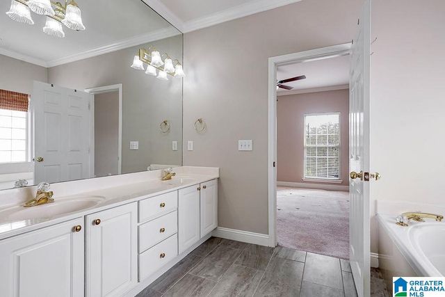 2111 N GRANDE VIEW LANE, Alabaster, AL 35114