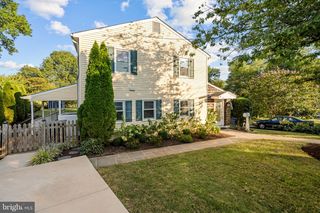 101 N EARLEY, Alexandria, VA 22304