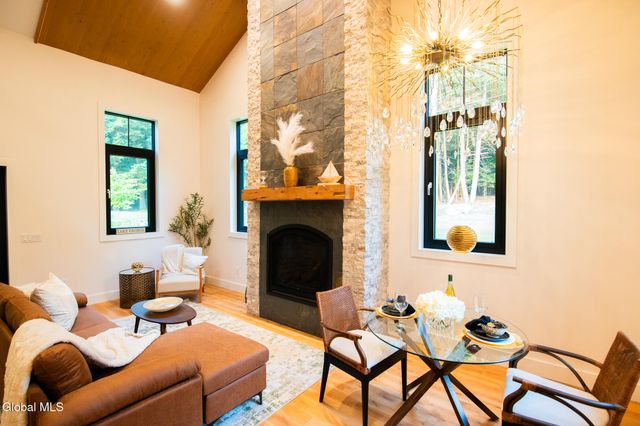 3259 Lake Shore Drive 4, Lake George, NY 12845