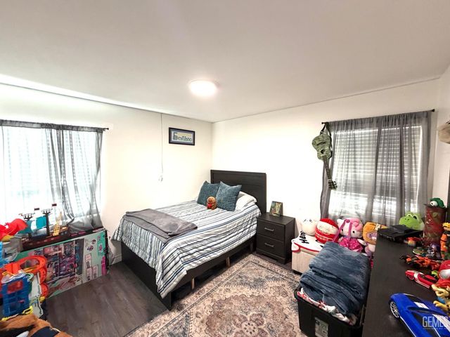 541 Stephens Drive, Bakersfield, CA 93304