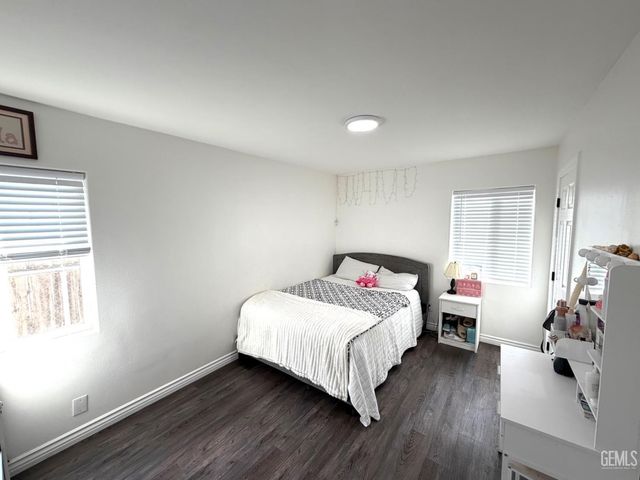 541 Stephens Drive, Bakersfield, CA 93304