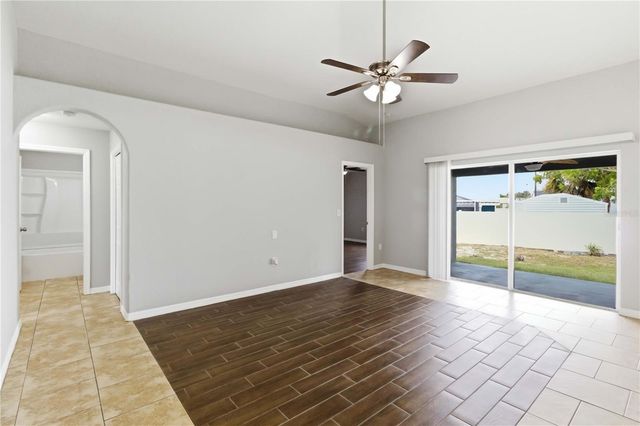 6336 FLORIDA CIRCLE W, Apollo Beach, FL 33572