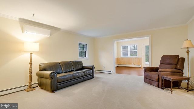 7 BROADALE CT, Doylestown, PA 18901