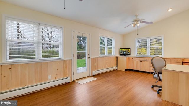 7 BROADALE CT, Doylestown, PA 18901