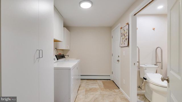 7 BROADALE CT, Doylestown, PA 18901
