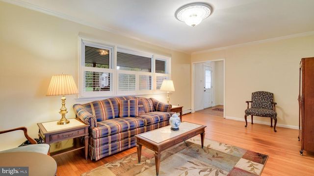7 BROADALE CT, Doylestown, PA 18901