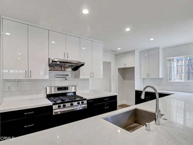 4814 Viro Road, La Canada Flintridge, CA 91011