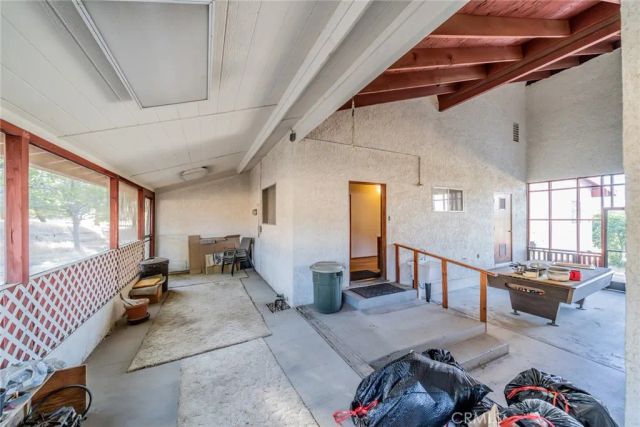 6474 Macapa, Phelan, CA 92371