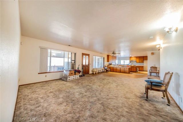 6474 Macapa, Phelan, CA 92371