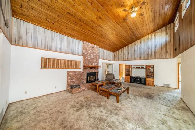 6474 Macapa, Phelan, CA 92371