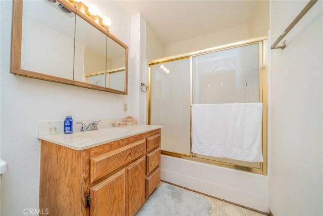 6474 Macapa, Phelan, CA 92371