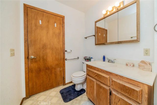 6474 Macapa, Phelan, CA 92371