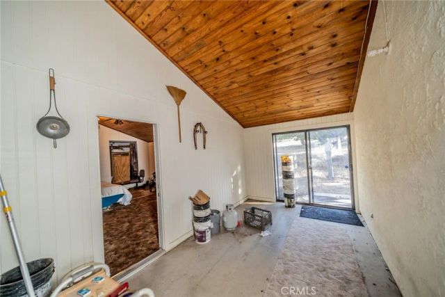 6474 Macapa, Phelan, CA 92371