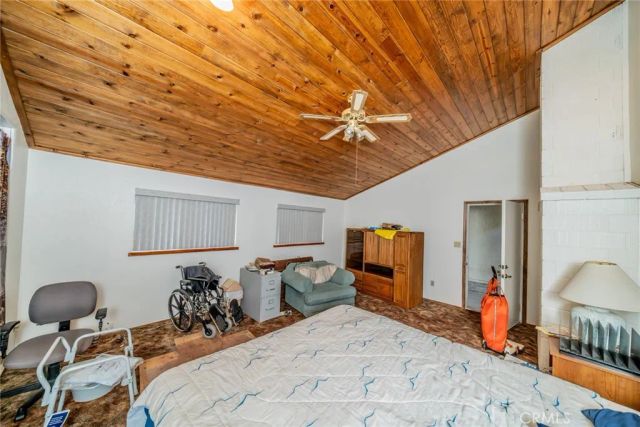 6474 Macapa, Phelan, CA 92371