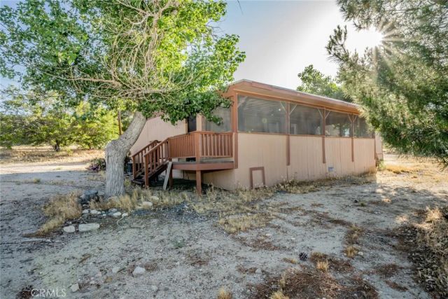 6474 Macapa, Phelan, CA 92371
