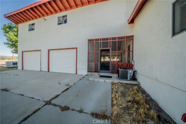 6474 Macapa, Phelan, CA 92371
