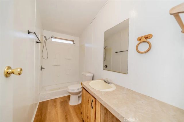 6474 Macapa, Phelan, CA 92371