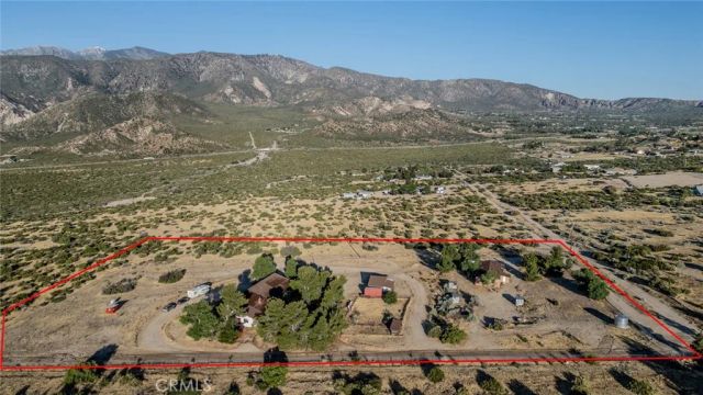 6474 Macapa, Phelan, CA 92371