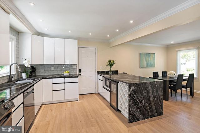 1126 MAINSAIL DR, Annapolis, MD 21403